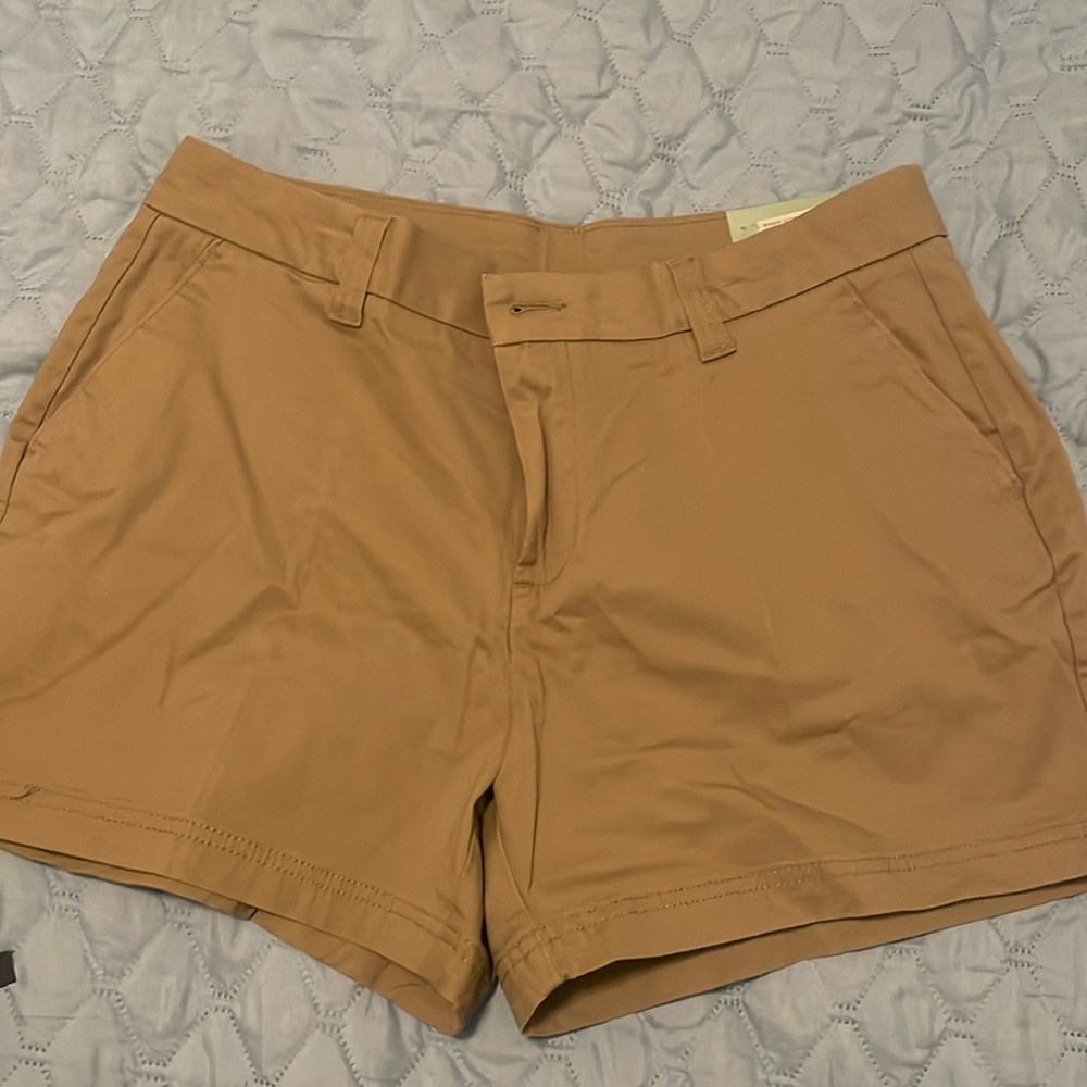 Women’s outdoor happy camper short size 12 Magellan